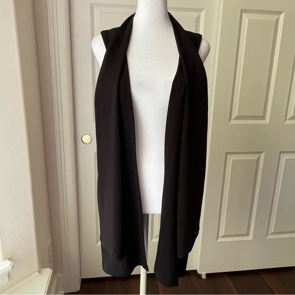 Porto San Francisco Vest Layered Split Back - Picture 7 of 14